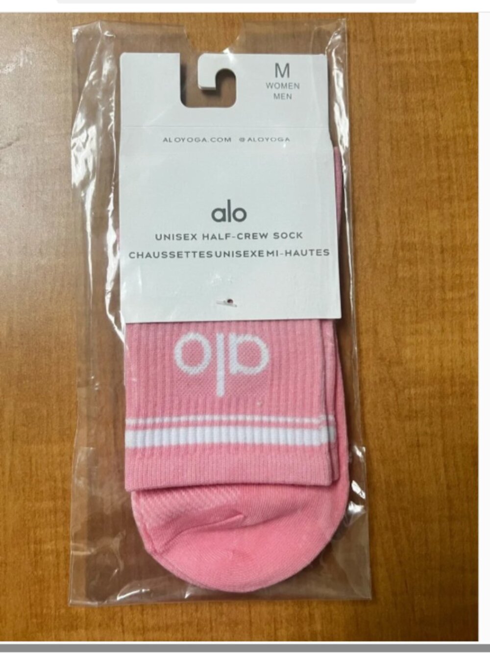 Alo Yoga Unisex Half Crew Throwback Socks M Pink White Athleisure Casual